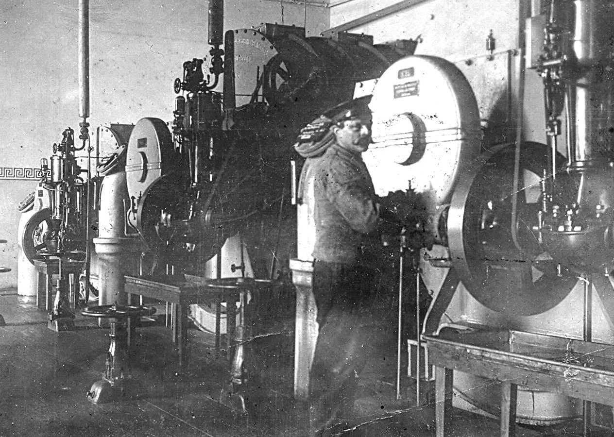 Blick auf eine Gasreinigungsanlage für Stadtgas um 1890