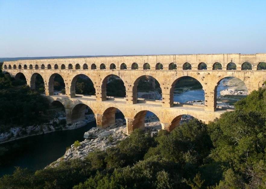 Blick auf den Pont du Gard