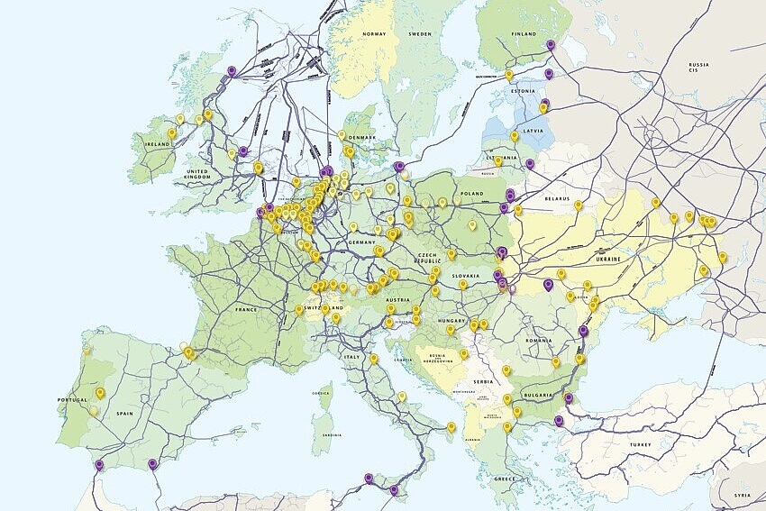 Karte von Europa mit den Transportnetzen Gas